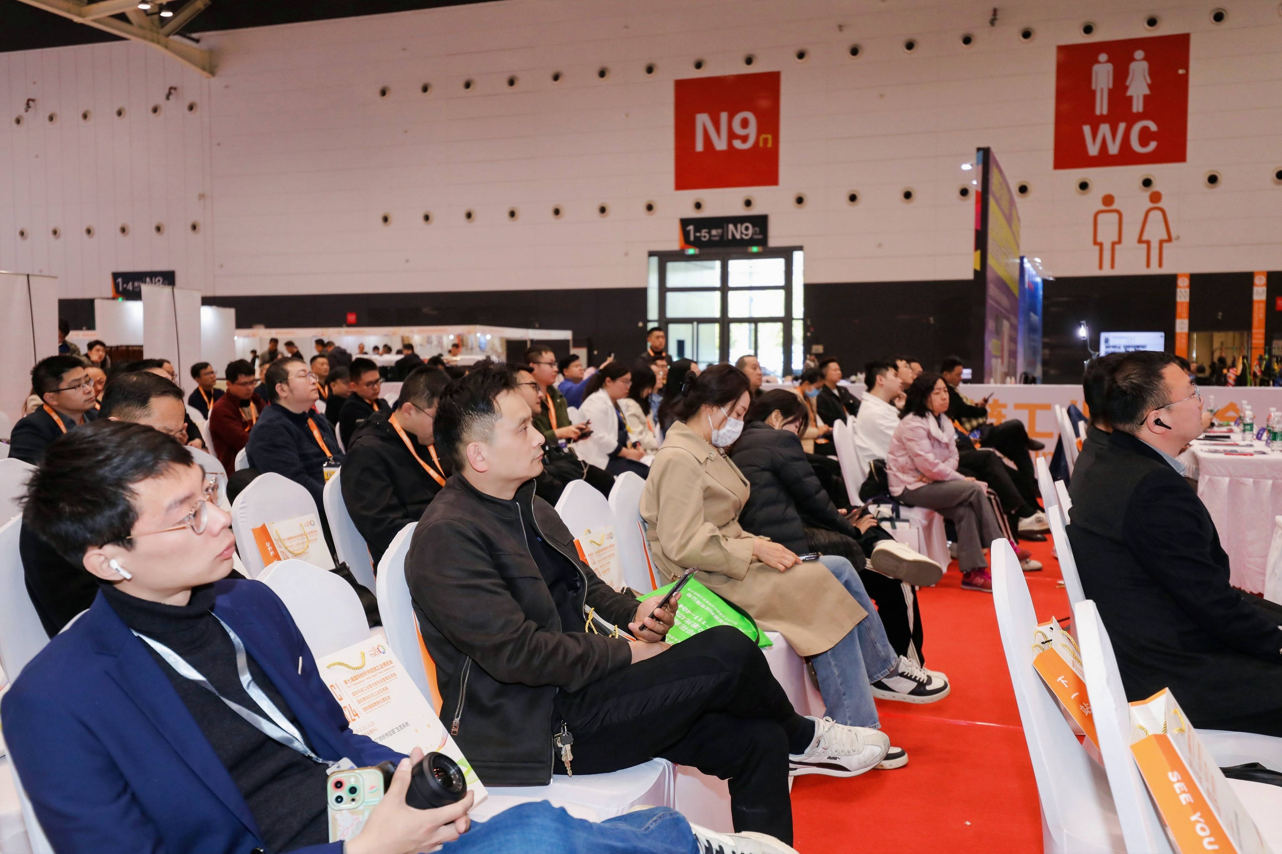 抢占纺织业先机｜2024柯桥纺机及印花工业展10月热力接棒开启顶流产品大赏(图3)