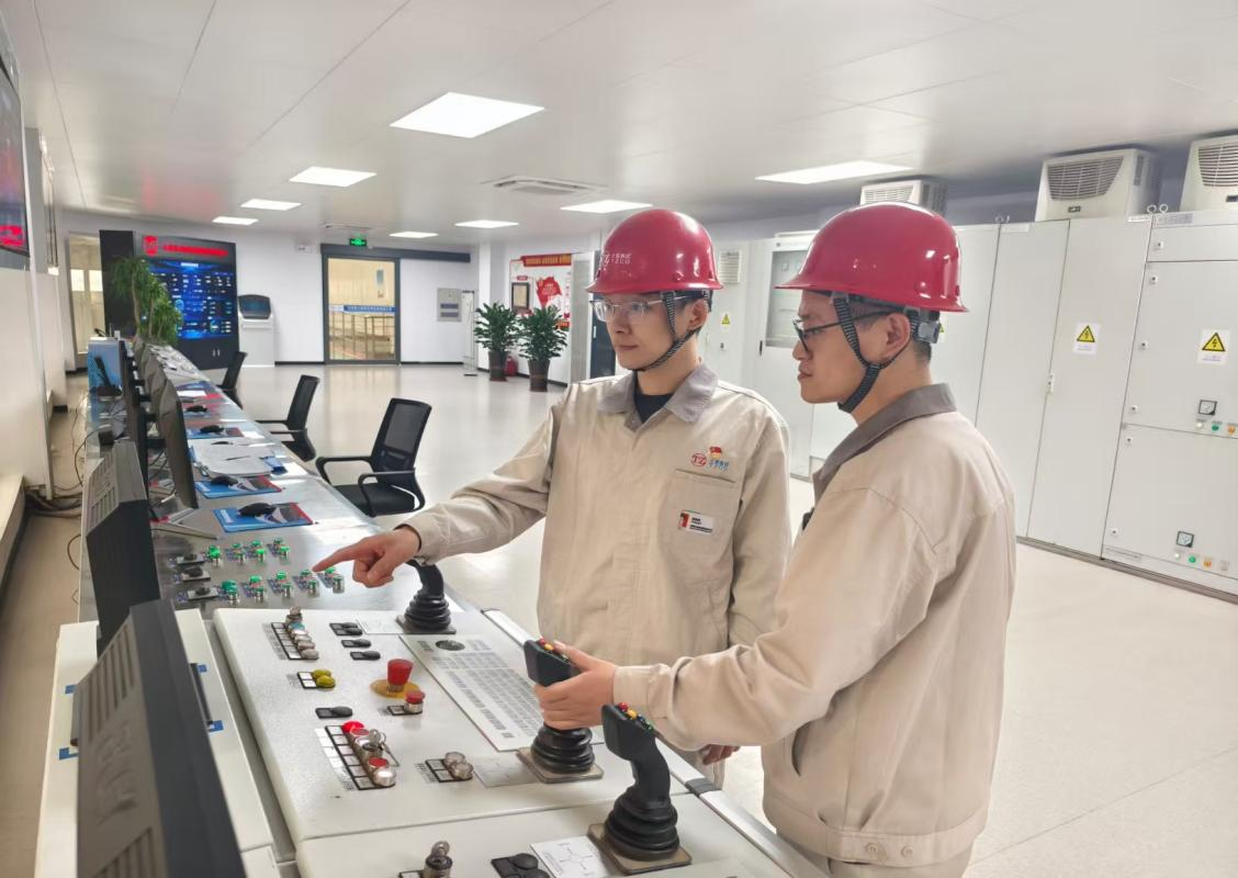 新春走基层走进“灯塔工厂”(图4)