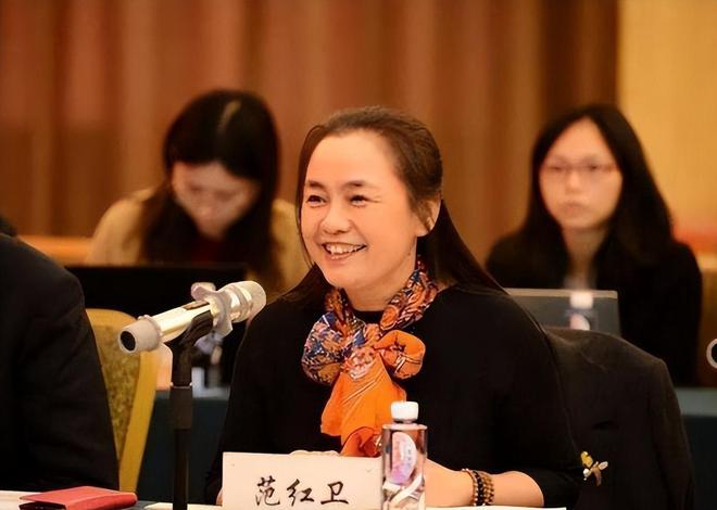年入8177亿！超越华为成为国内最大民企江苏女首富哪来那么多钱(图1)