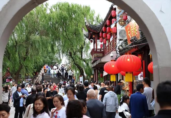 2025五一劳动节放假调休安排：放假几天？怎么调休？最新通知来啦(图6)