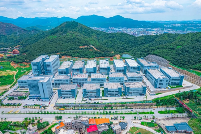 人工智能赋能高质量发展泉州洛江区工业产业向高端智能制造转型成效显著(图2)