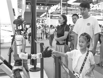 机器人行业加快迭代万亿市场新赛道开启(图1)