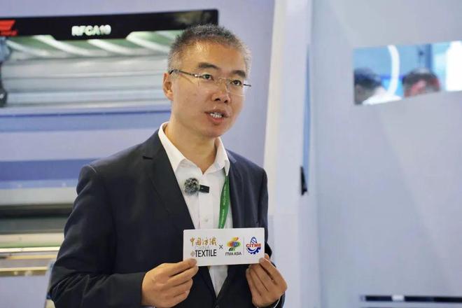 日发纺机RFCA10梳棉机新品发布！行业专家给予高度评价(图4)