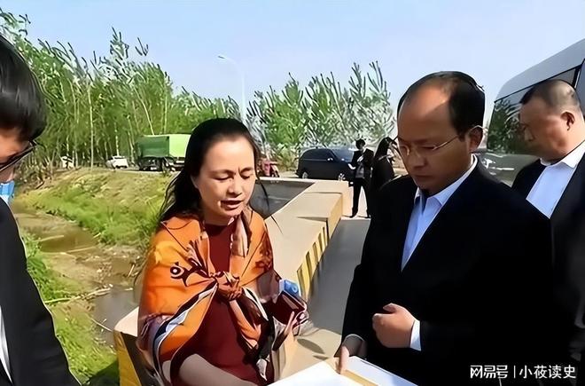 她是新任中国女首富大专毕业年入8117亿超华为成第3民企(图3)