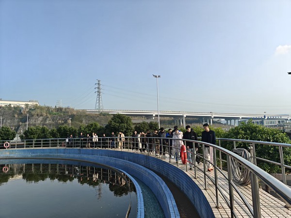 重庆水务开放日活动走进水土污水处理厂(图2)